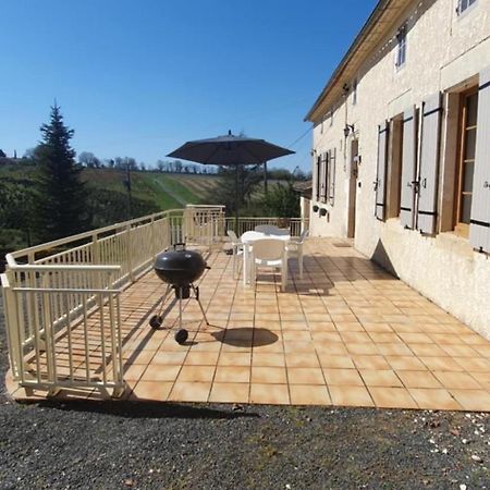 Maison 2 Chambres Au Calme Saint-Bonnet-sur-Gironde Extérieur photo